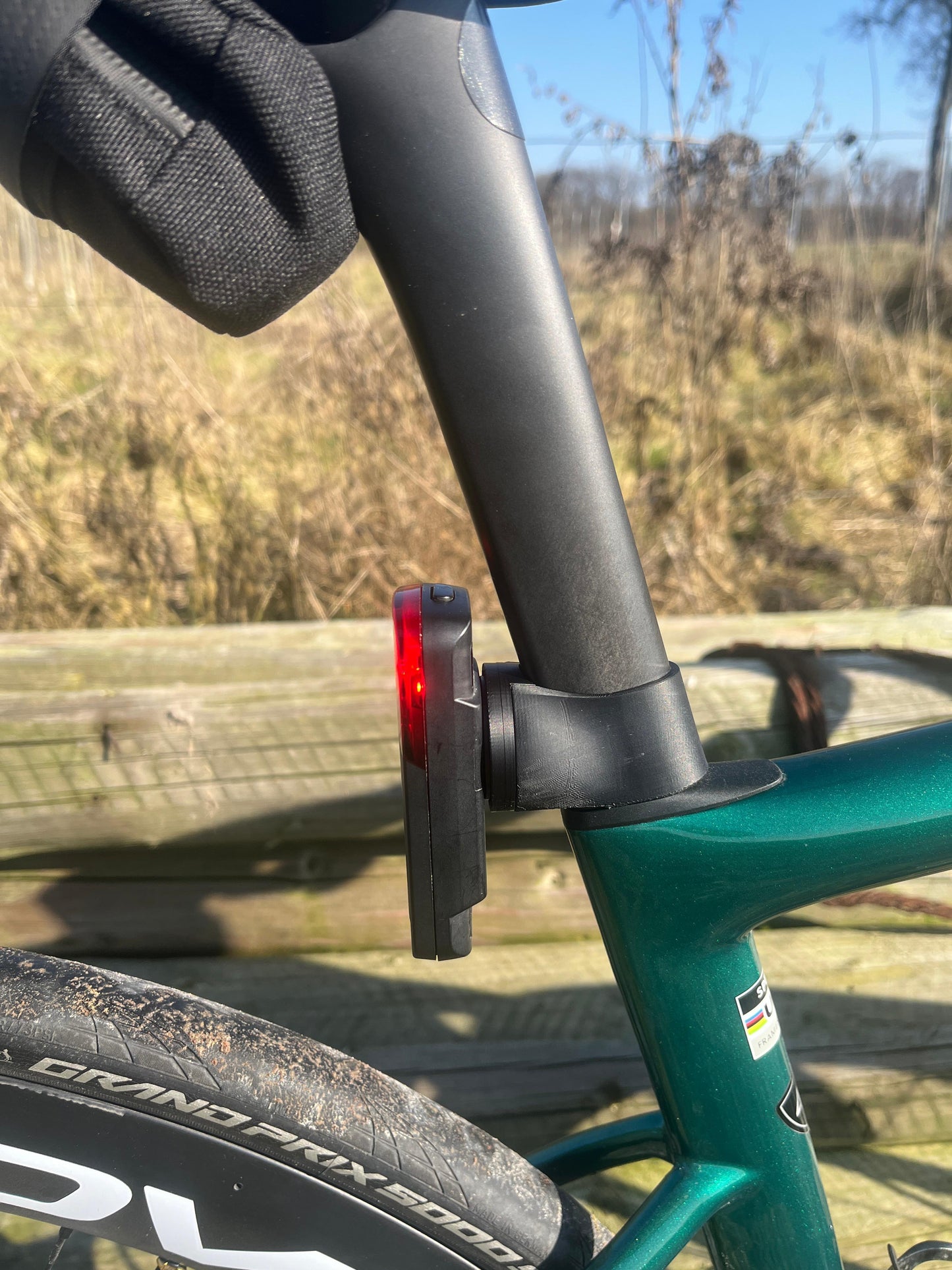 Specialized Tarmac SL8 - Garmin Varia | Bryton Gardia Radar Holder / Mount
