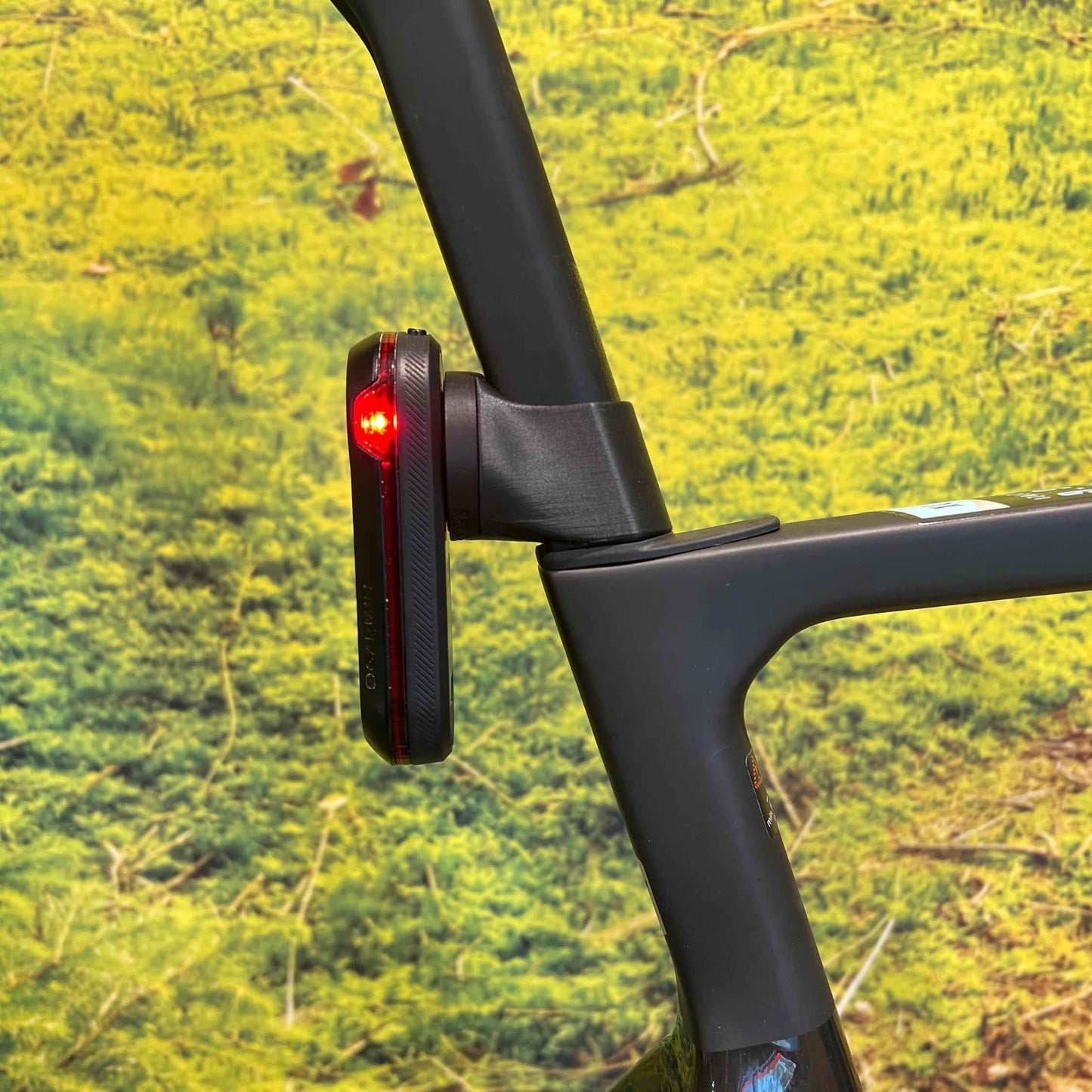 Focus Izalco - Garmin Varia | Bryton Gardia | Magene L508 | Wahoo Trackr Radar Halter / Mount