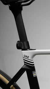 Colnago V5RS  - Garmin Varia | Bryton Gardia | Magene L508 | Wahoo Trackr | iGPSPORT Radar Halter / Mount