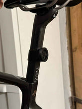 Colnago V4  - Garmin Varia | Bryton Gardia | Magene L508 | Wahoo Trackr | iGPSPORT Radar Halter / Mount
