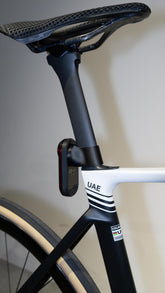 Colnago V5RS - Garmin Varia | Bryton Gardia | Magene L508 | Wahoo Trackr | iGPSPORT Radar Halter / Mount